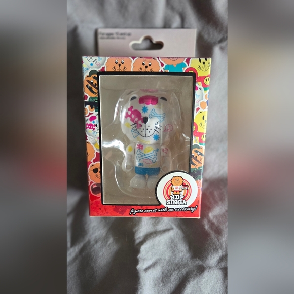 NDP Singa Collectible Figure - Picture 1 of 5